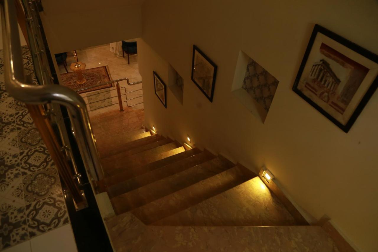 Hotel S.R. Lounge Multan Exterior foto